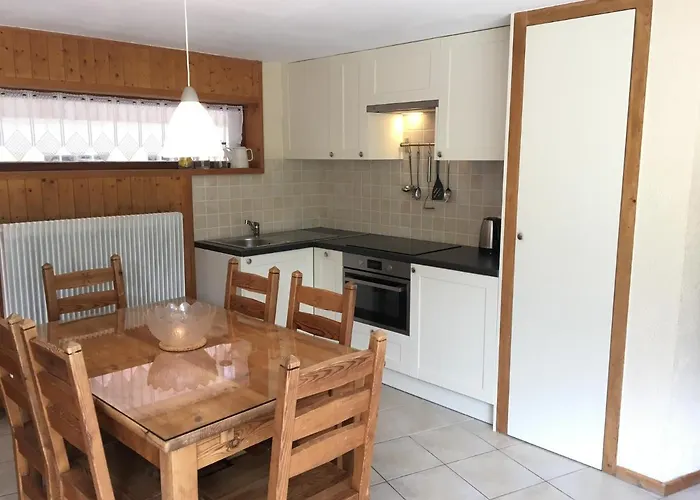 Chalet Leslie